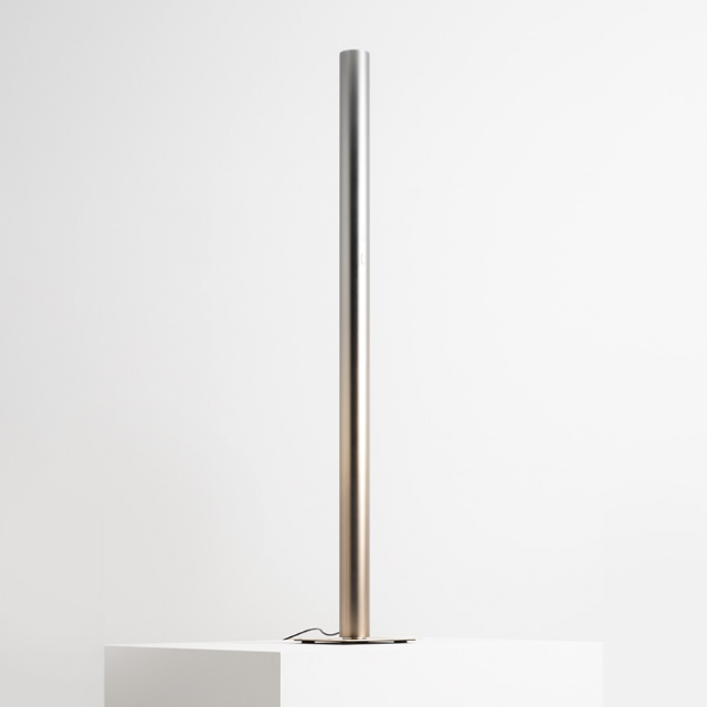 Artemide Ilio 10 Special Edition Lampadaire en aluminium avec traitement PVD LED 45W H 175 cm